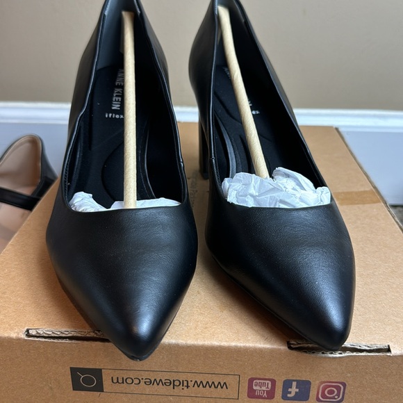 NWOT - Anne Klein Women's Benedette Pump, Black 🖤 Size 9 - Picture 2 of 15